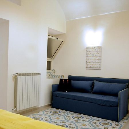 Giulia'S House Apartments SantʼAntonio Abate Buitenkant foto