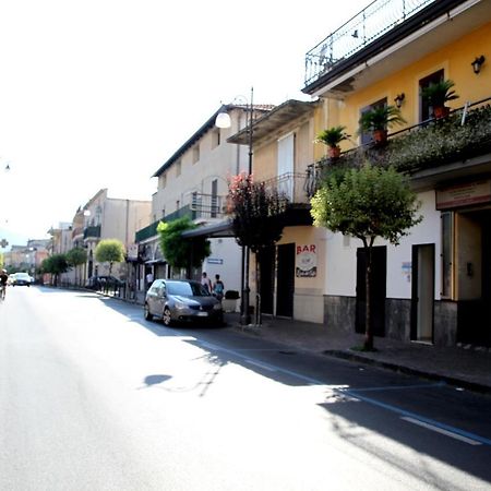 Giulia'S House Apartments SantʼAntonio Abate Buitenkant foto