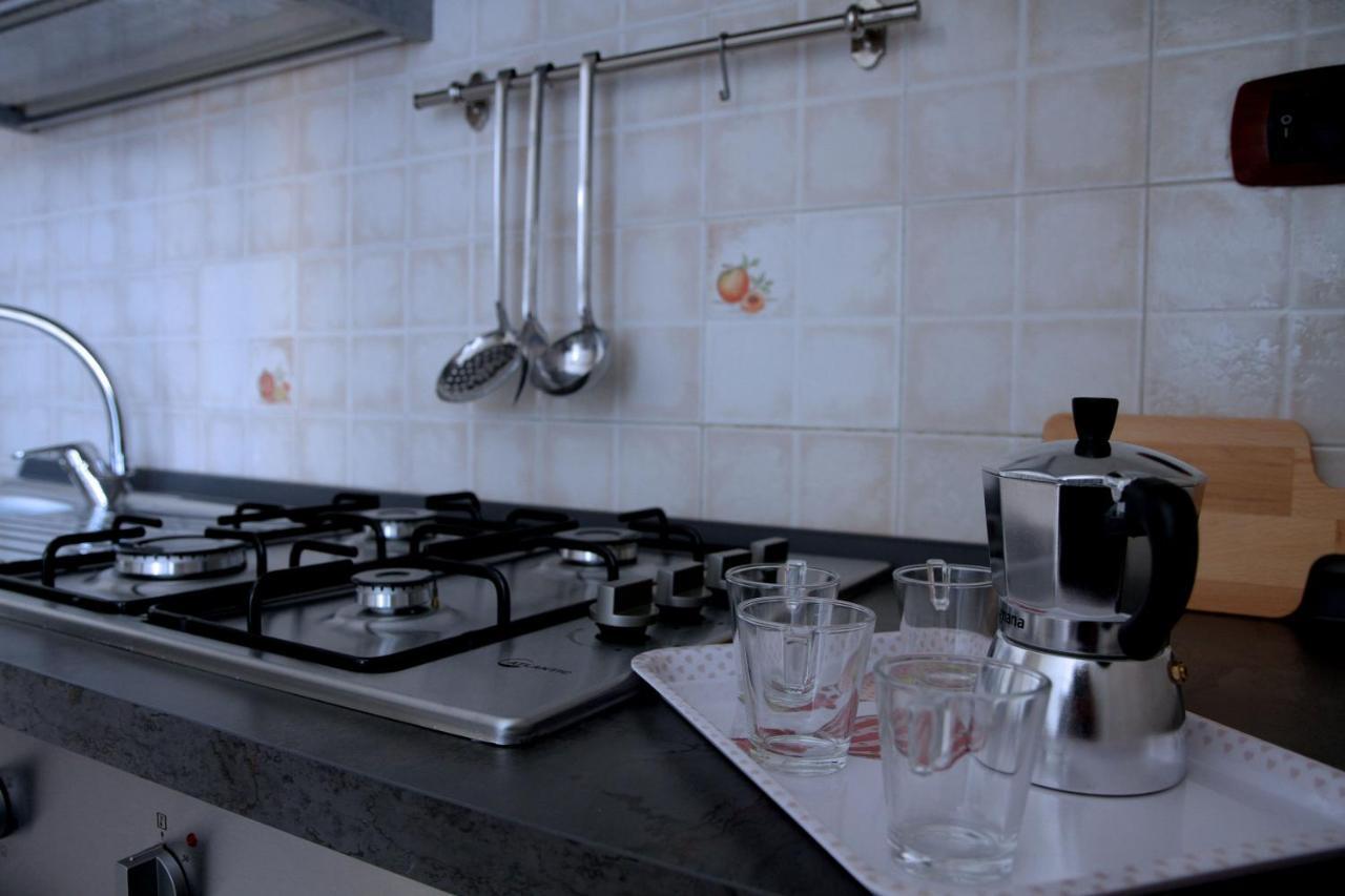 Giulia'S House Apartments SantʼAntonio Abate Buitenkant foto