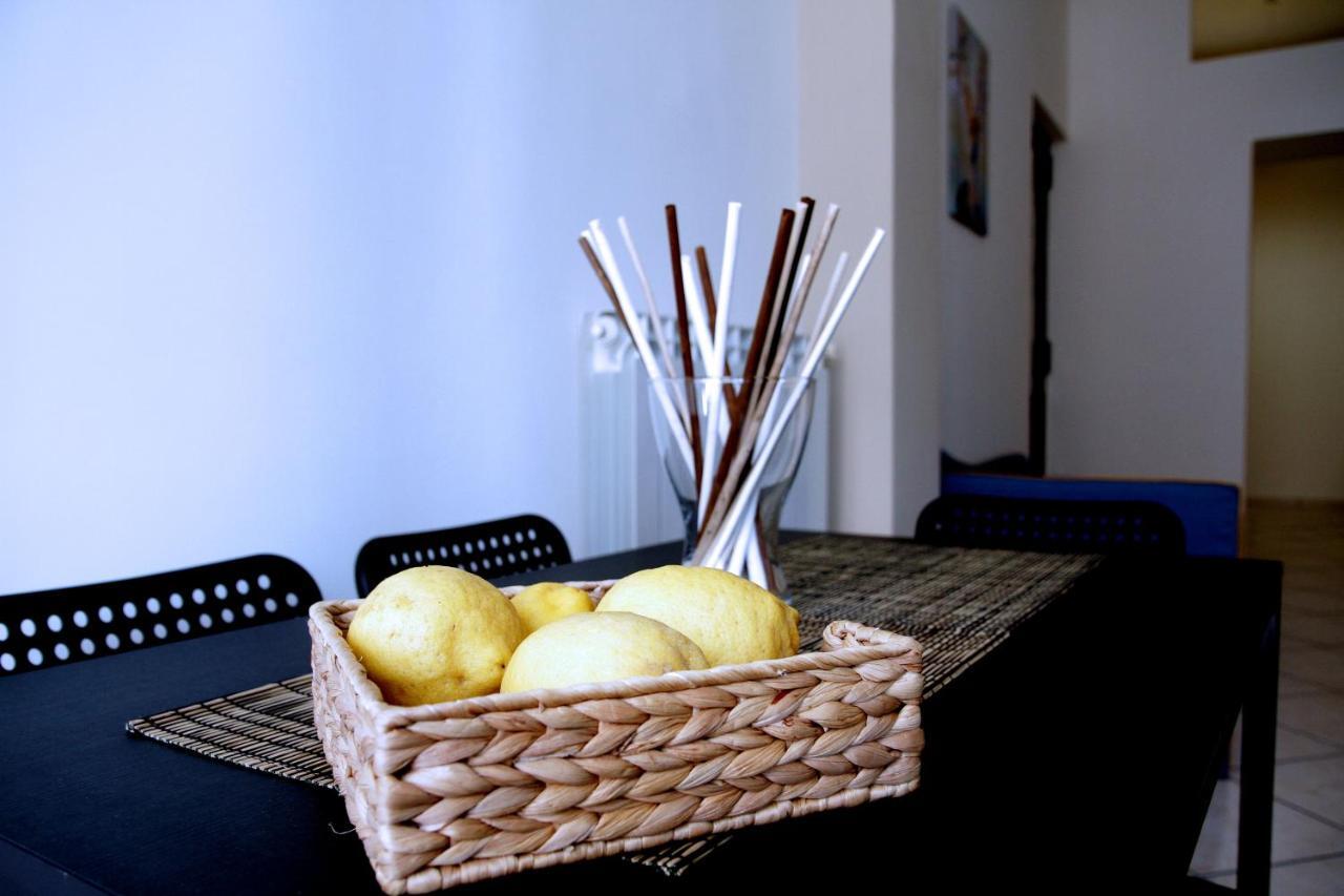 Giulia'S House Apartments SantʼAntonio Abate Buitenkant foto